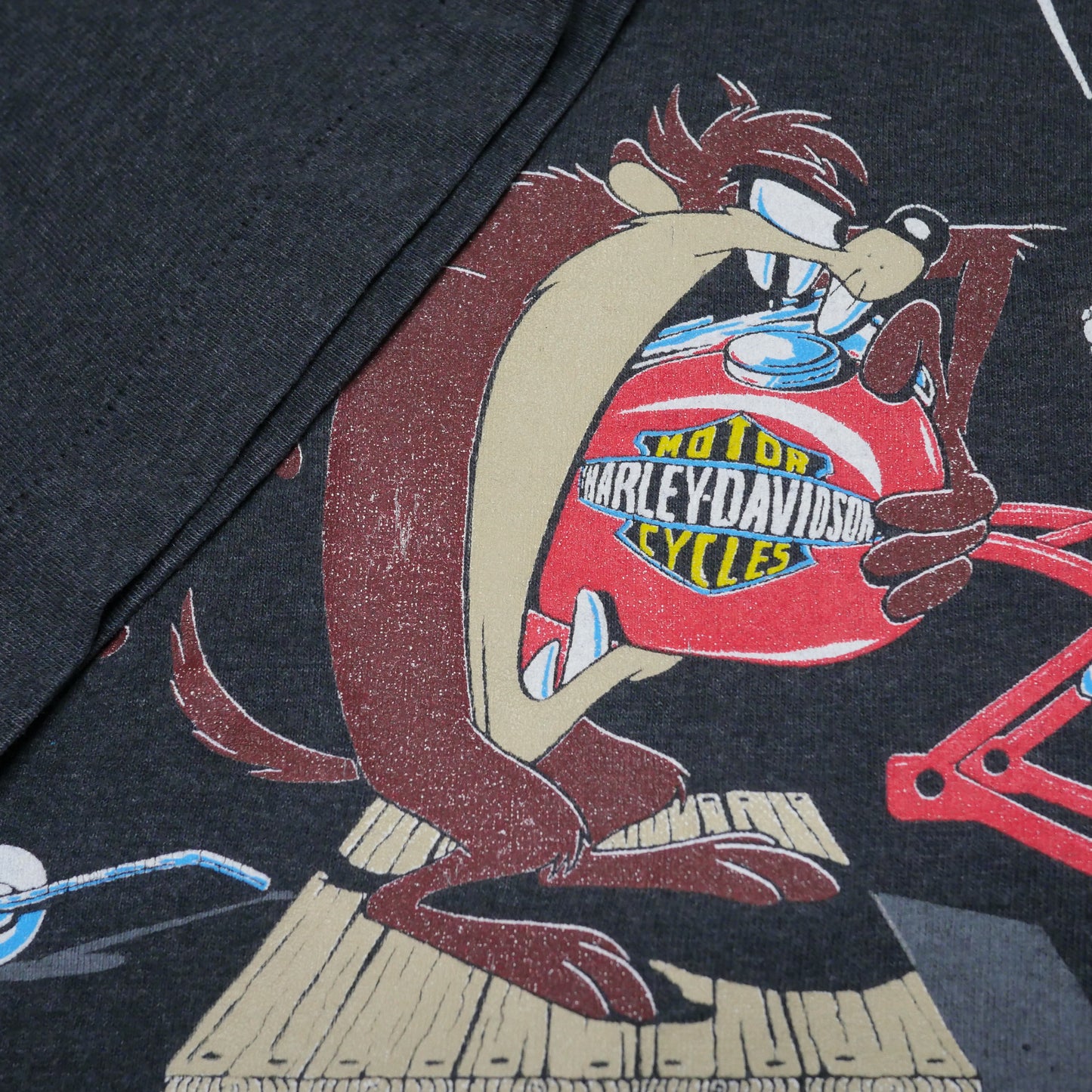Harley Davidson Looney Tunes Shirt - Large
