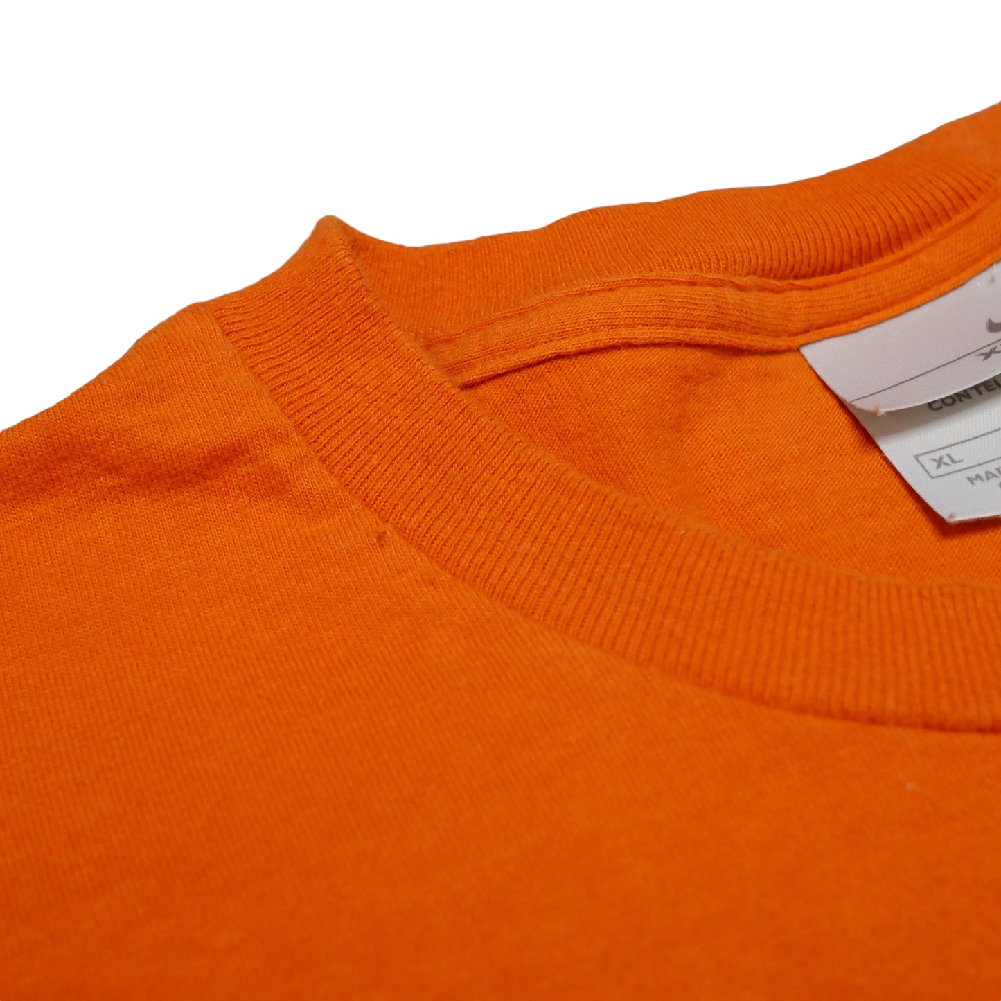 Nike Mini Swoosh Shirt - XL