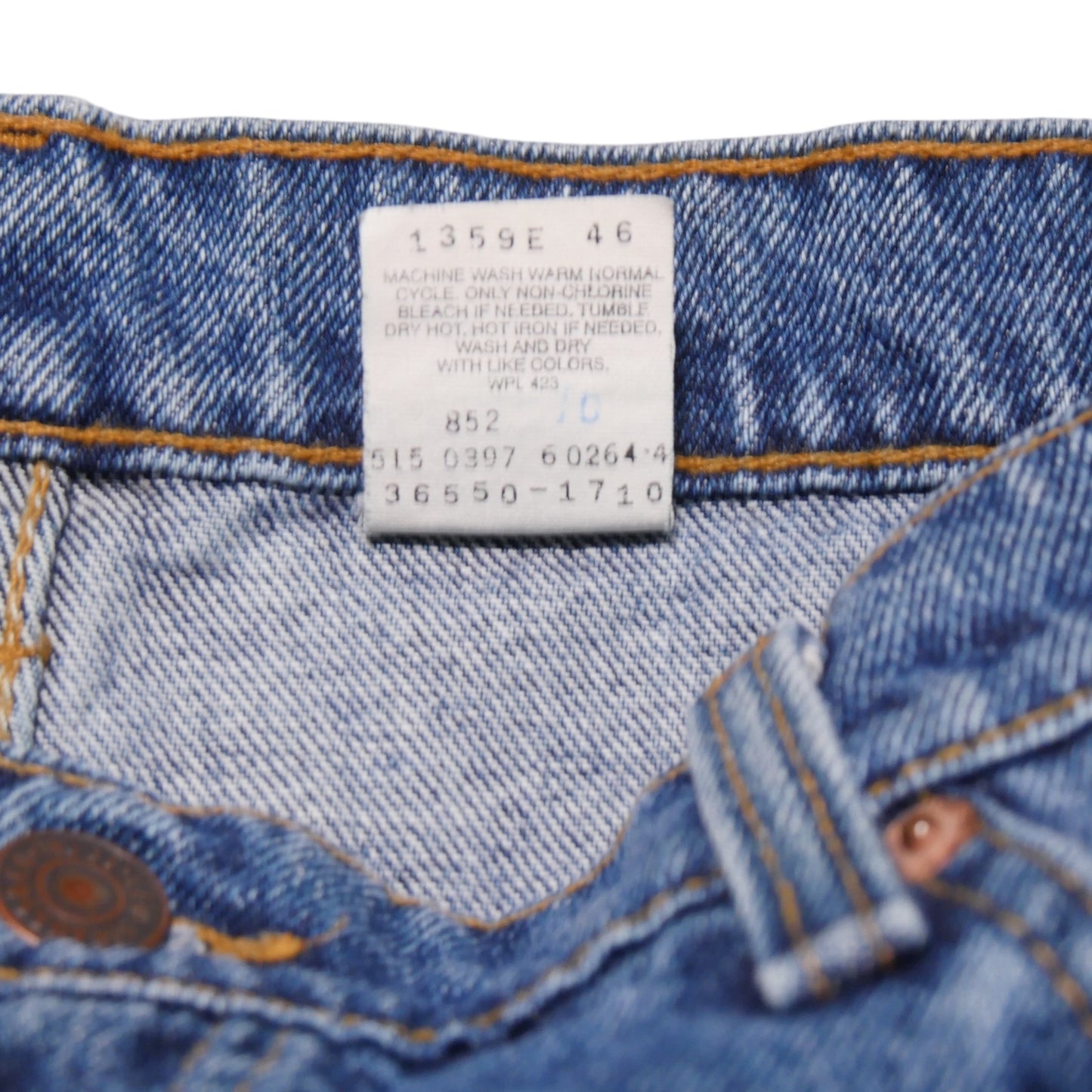 Levi's Orange Tab Denim Shorts - 36