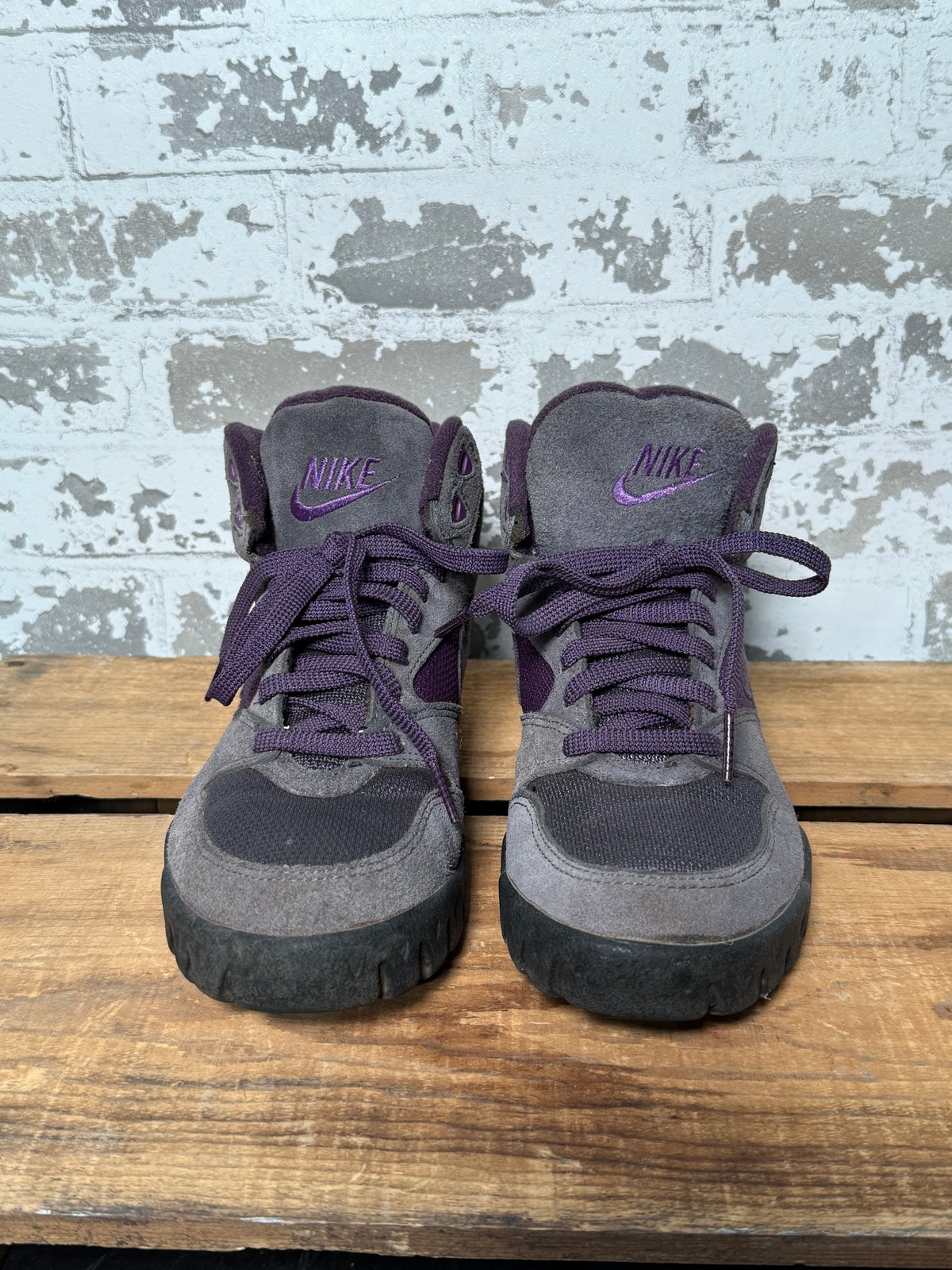 Nike Caldera Hiking Boots Womens 7.5