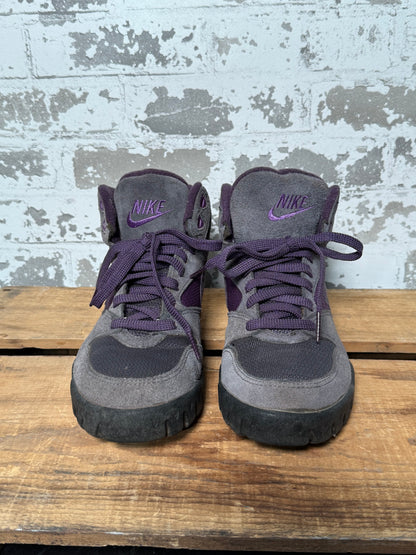 Nike Caldera Hiking Boots Womens 7.5
