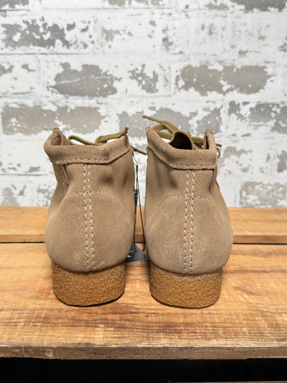 Clarks Wallabee High - 9.5