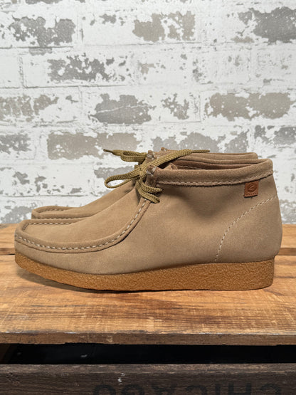 Clarks Wallabee High - 9.5