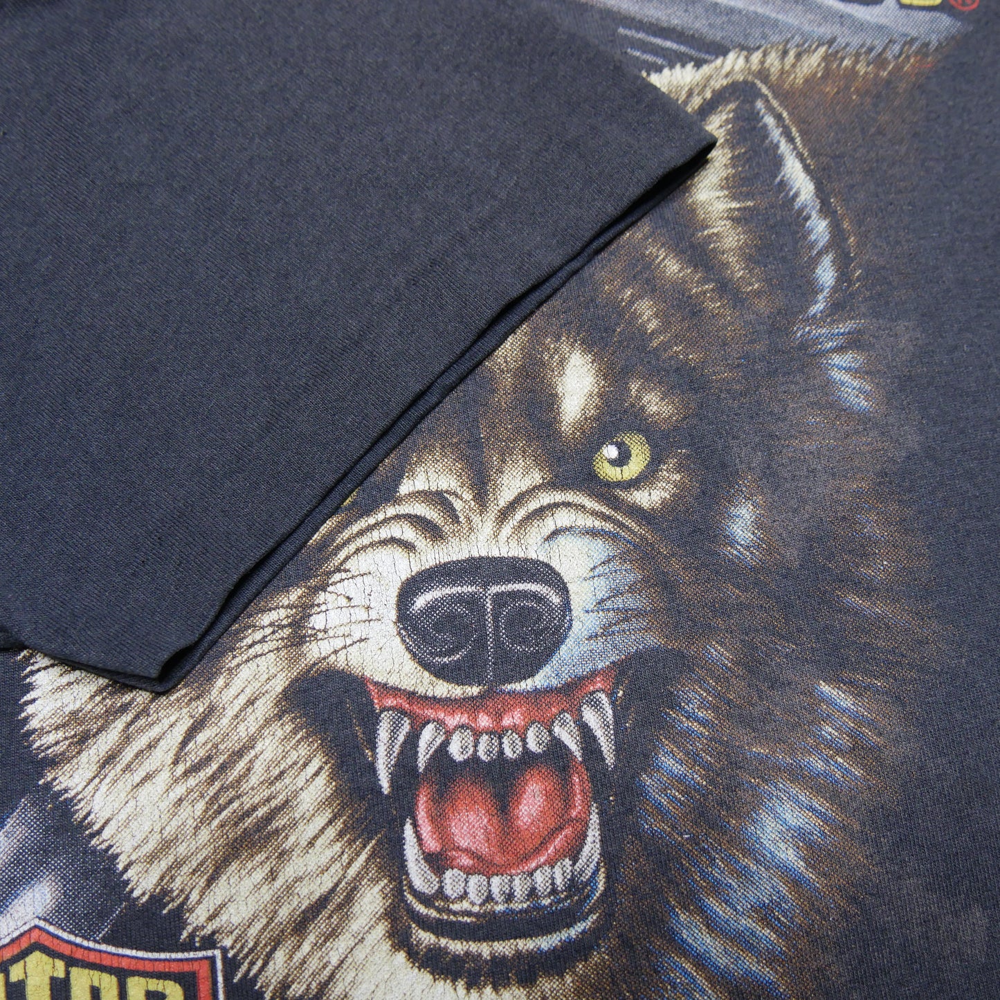 Harley Davidson Wolf 3-D Emblem Shirt - XL